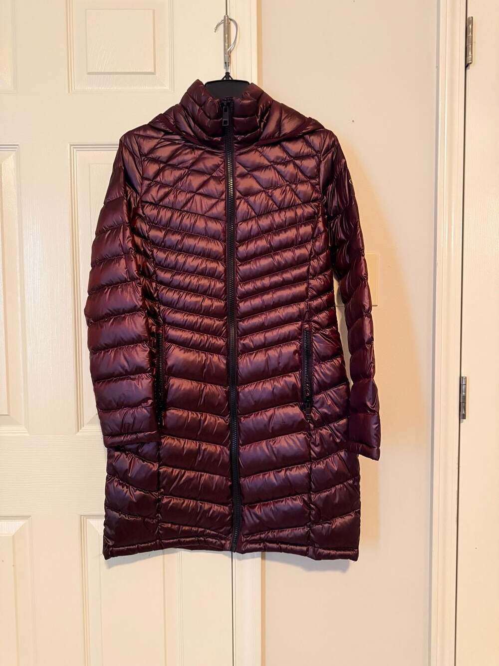 Calvin Klein Shine Packable Puffer Coat Size S Burgundy Down